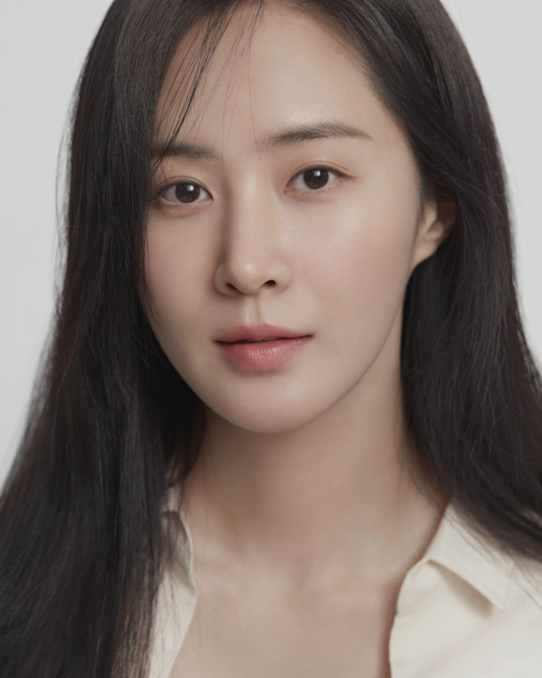 Girls' Generation's Yuri Reportedly Considering Future Plans as SM Entertainment Contract Nears Expiration
