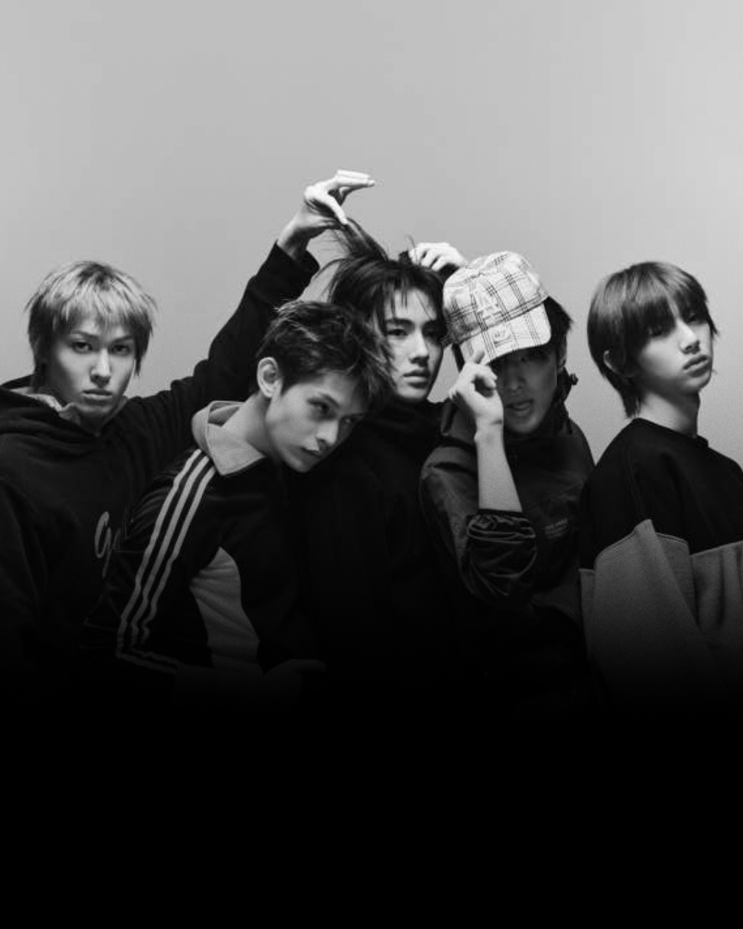 CORTIS Unveils First Teaser for Official Light Stick