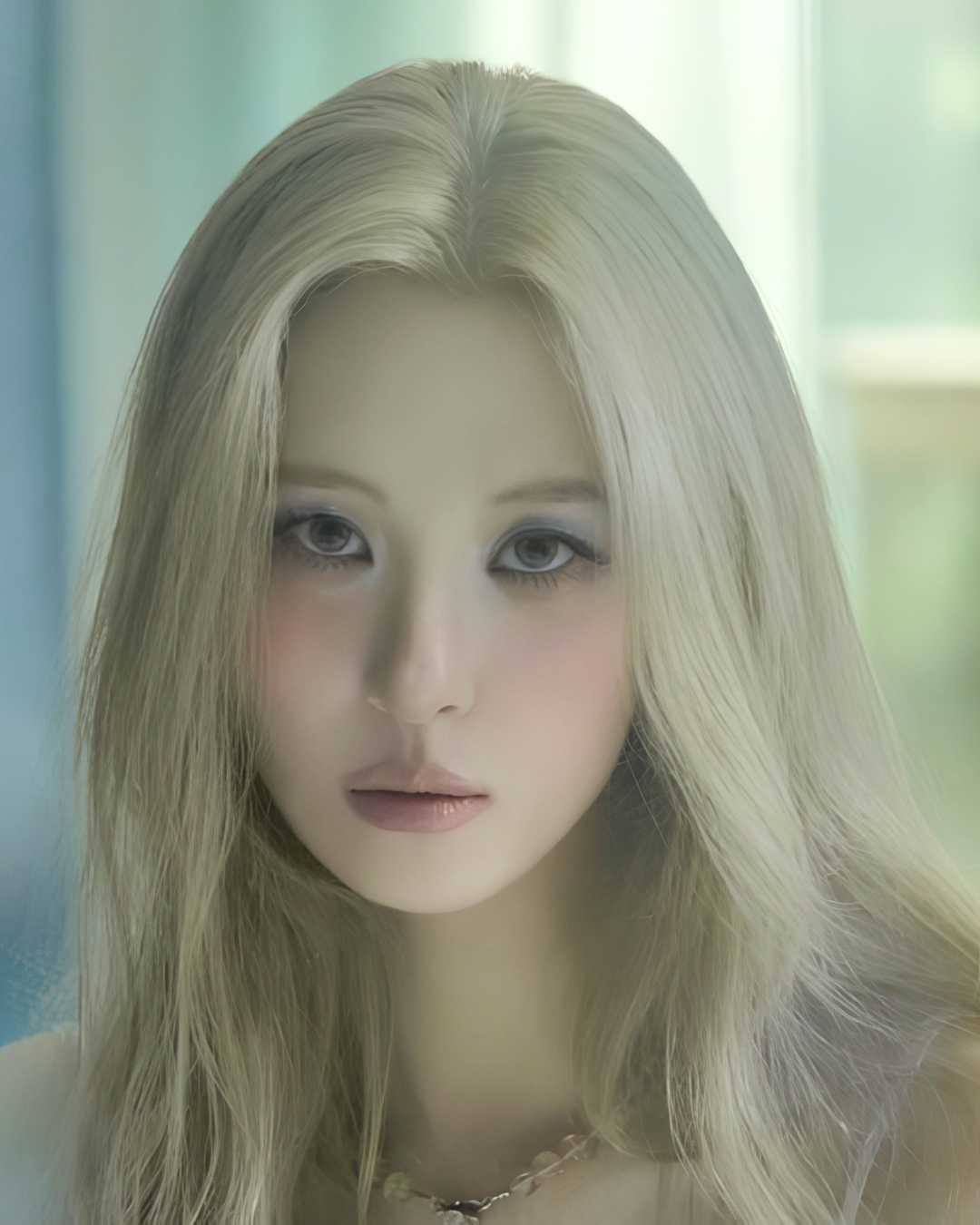 Sunmi Releases First MV Teaser for 'Forever July'